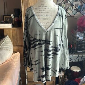 Vintage Havana Green & Black Tie Dye Shirt - OS